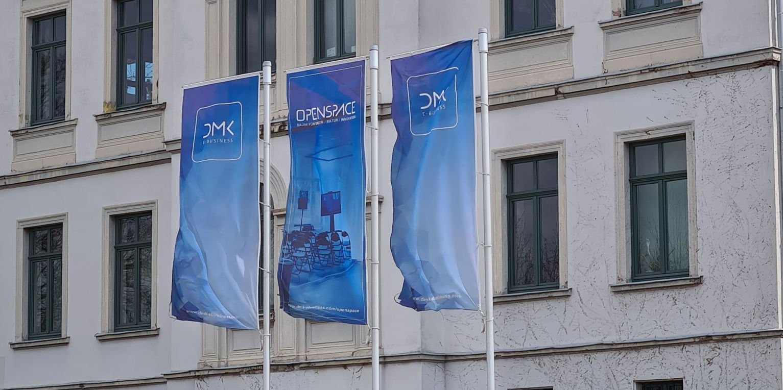 individuell bedruckte Fahnen aus Stoff